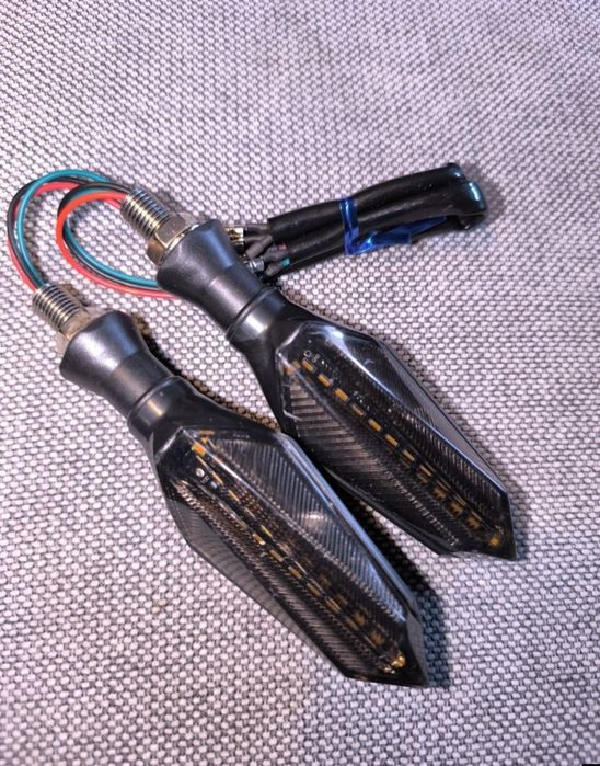 Conjunto piscas led universal - novos