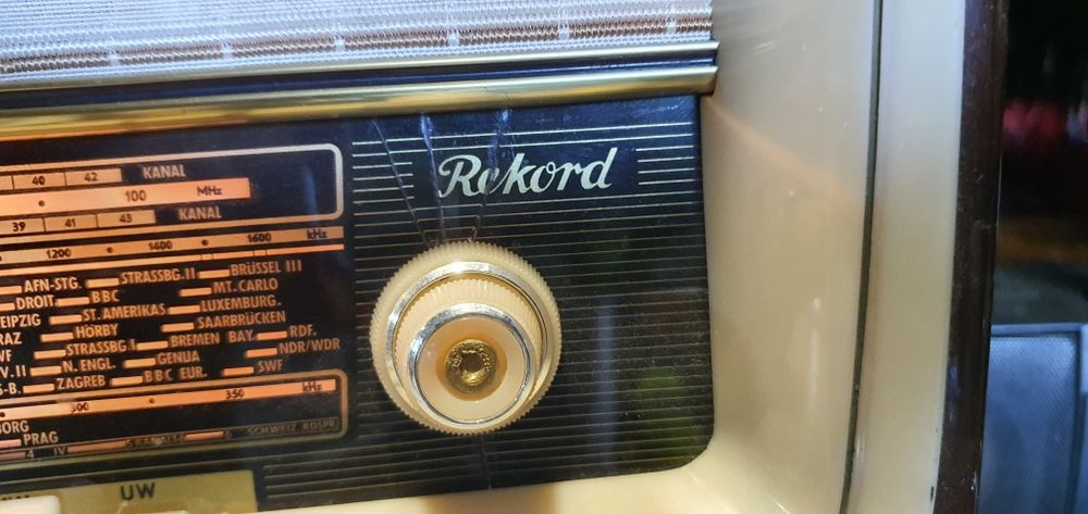 Radio lampowe LOEWE OPTA - Bella Record