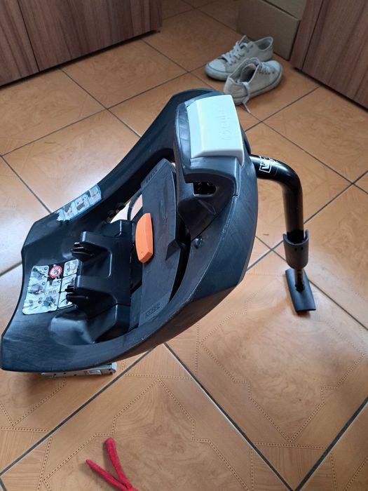 Fotelik z bazą cybex aton 5