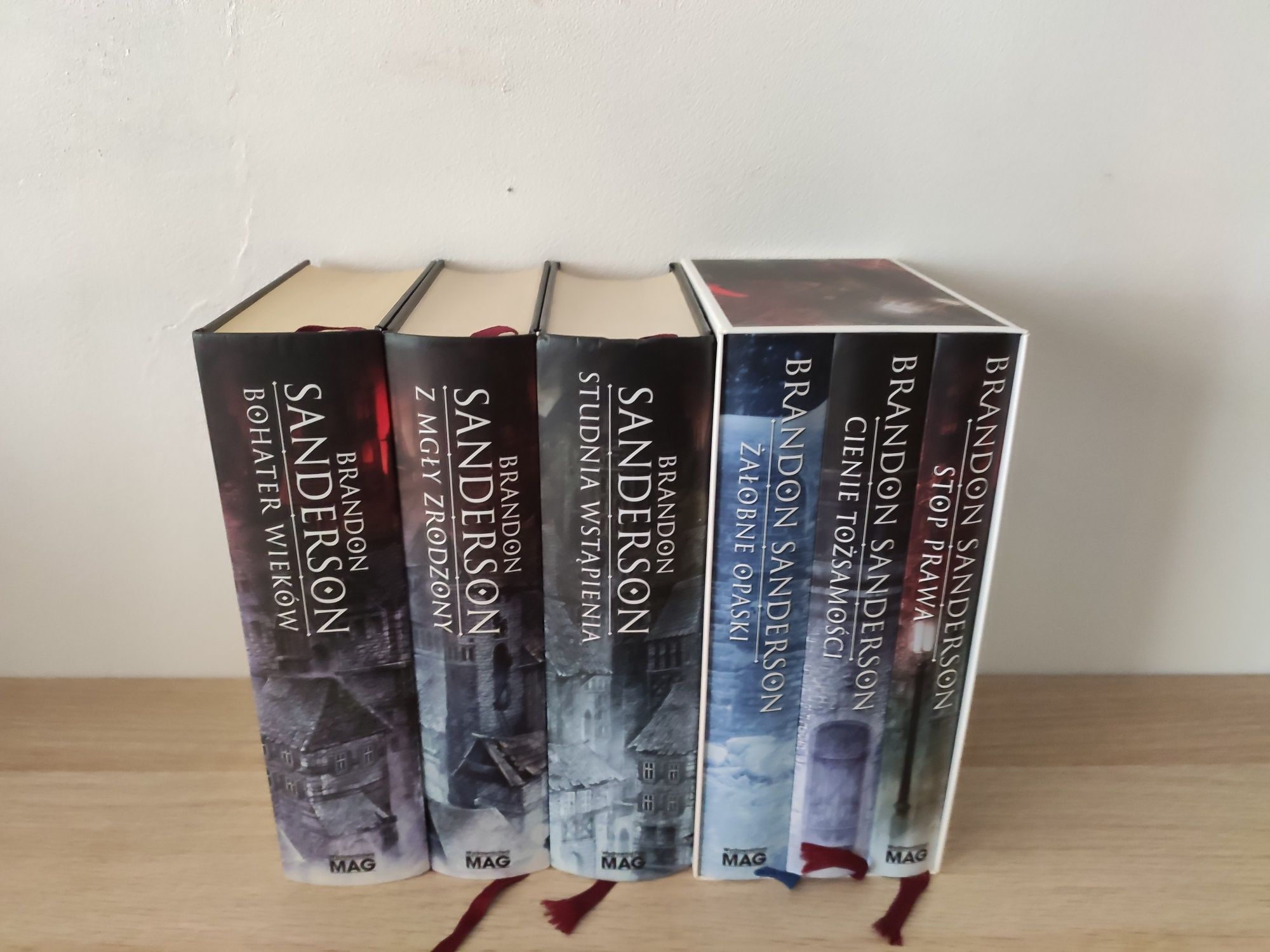 6 tomów Z mgły zrodzony Brandon Sanderson (bdb)