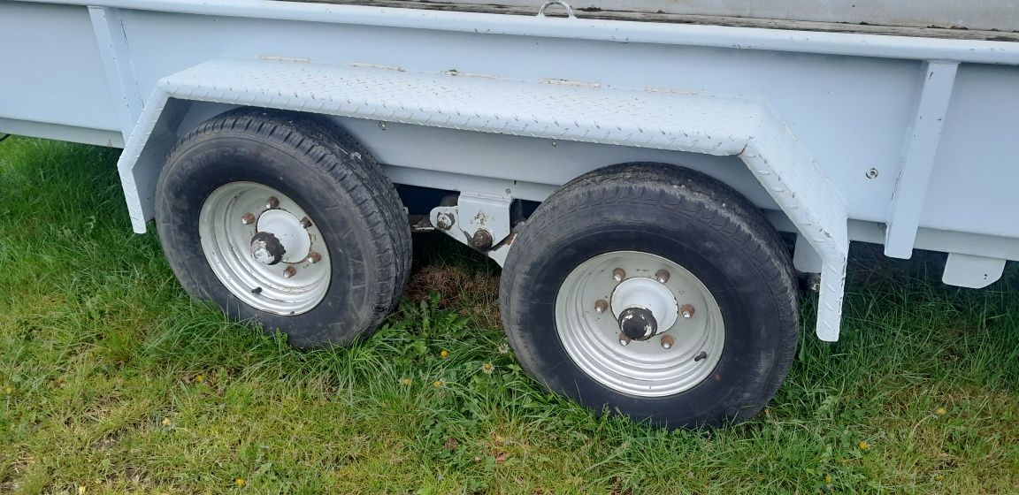 Przyczepa laweta pod minikoparke i maszyny budowlane