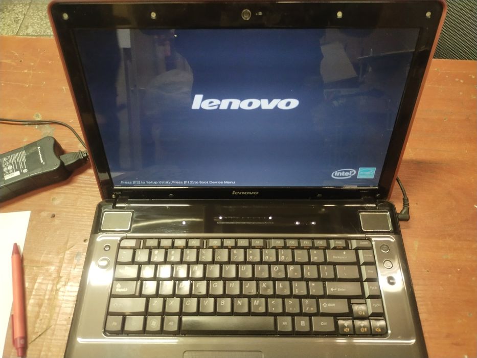 Laptop Lenovo Y550