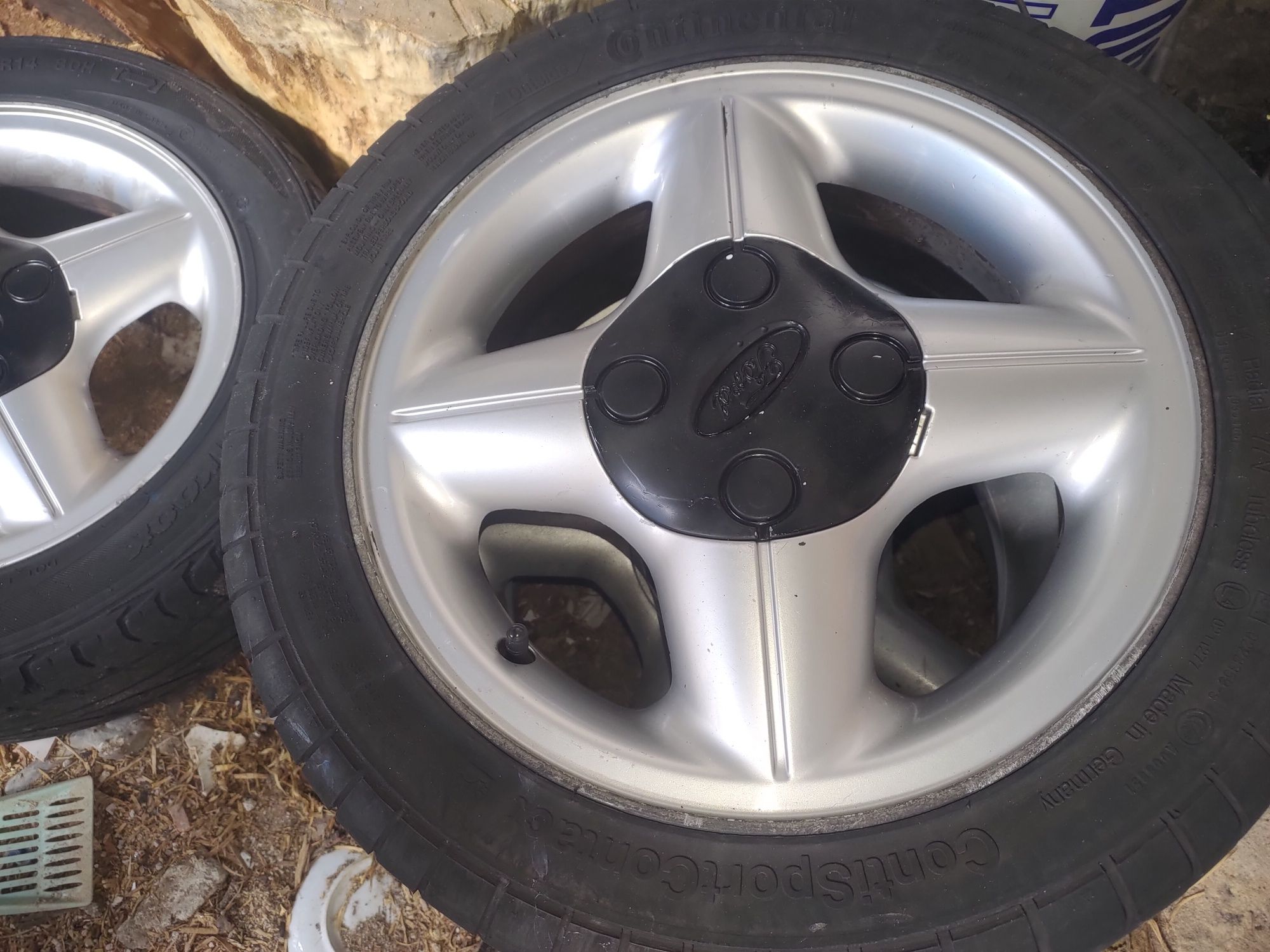 Jantes Especiais Ford Fiesta 1.8Td