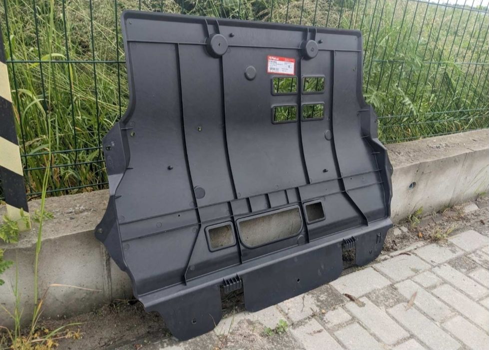 Захист двигуна Peugeot 3008 5008 308 Citroen Picasso DS4 защита