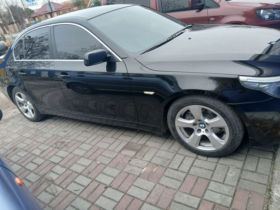 Продам БМВ е60 на полном ходу