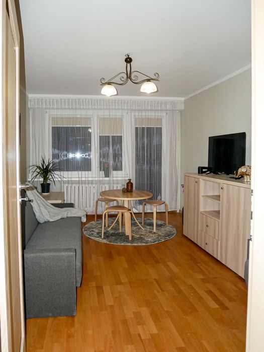 Przytulne 2-pokojowe mieszkanie po kapitalnym remoncie – os. Kormoran