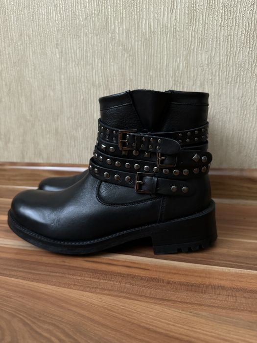 Ботинки демисезонные