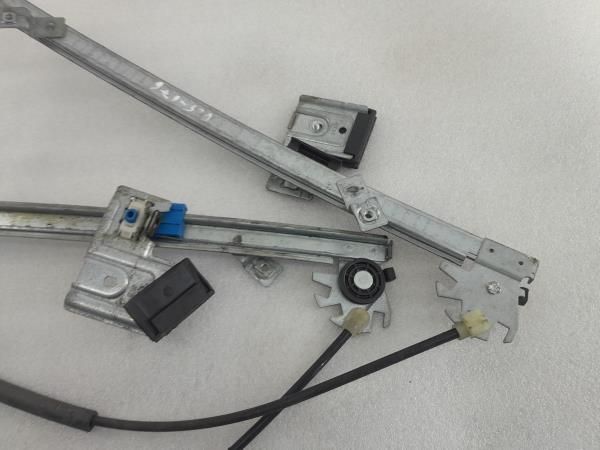 Elevador vidros frente direito VOLKSWAGEN Golf IV (1J1)