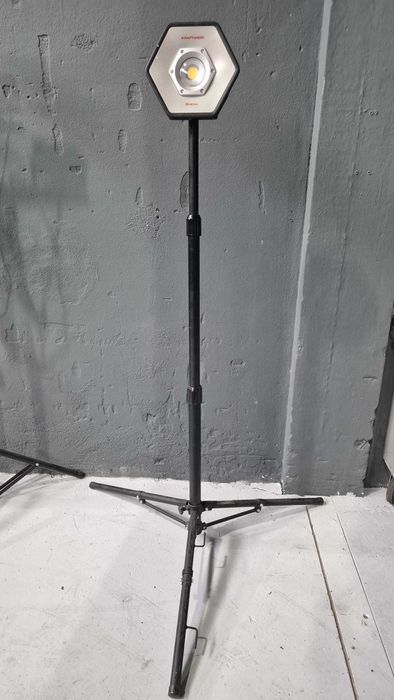 KRAFTWERK HEXA 2000 + TRIPOD - Iluminação para polir