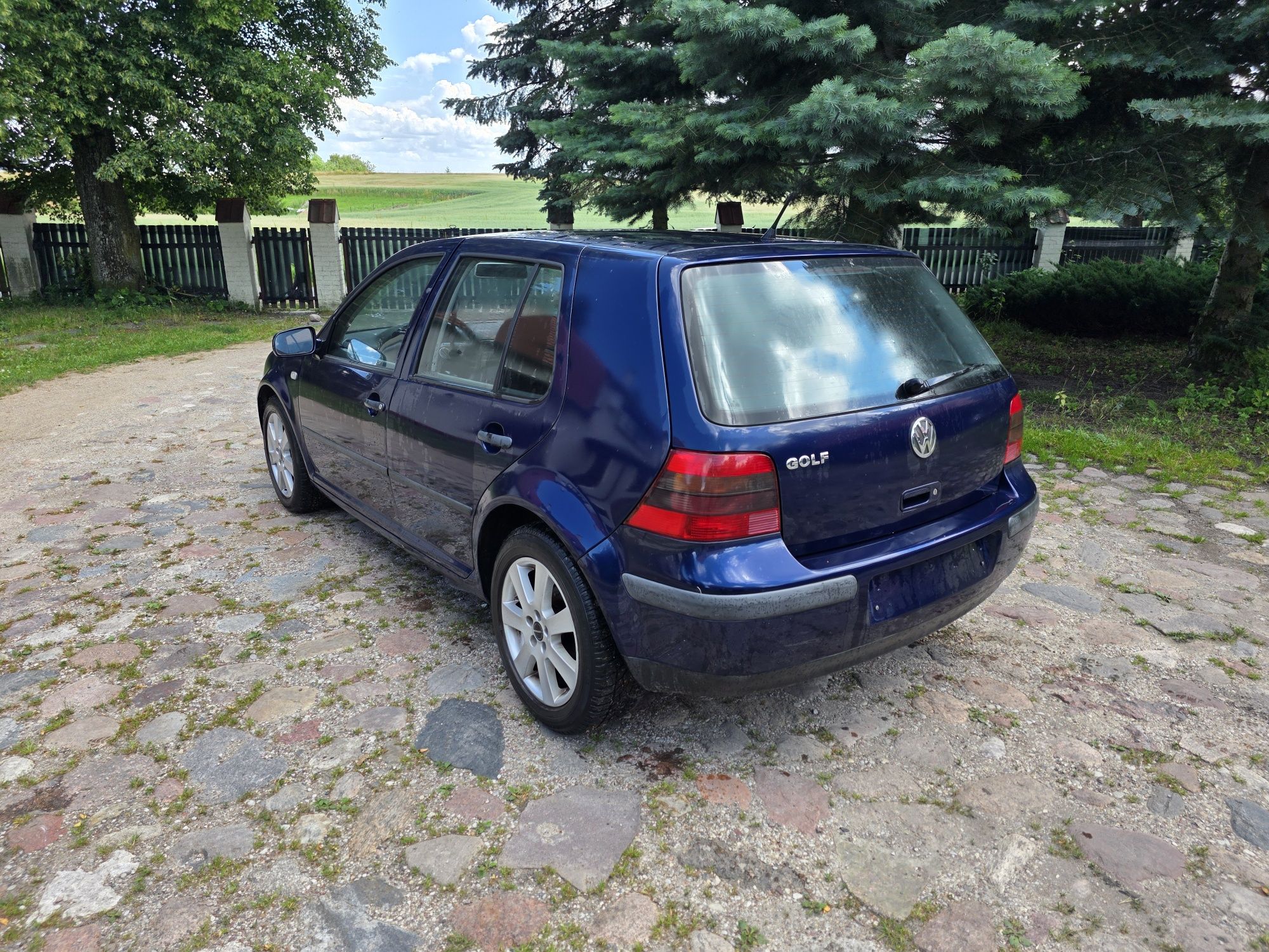 Golf 4 benzyna klima basic