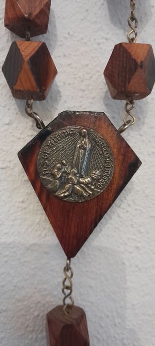 Terço com crucifixo