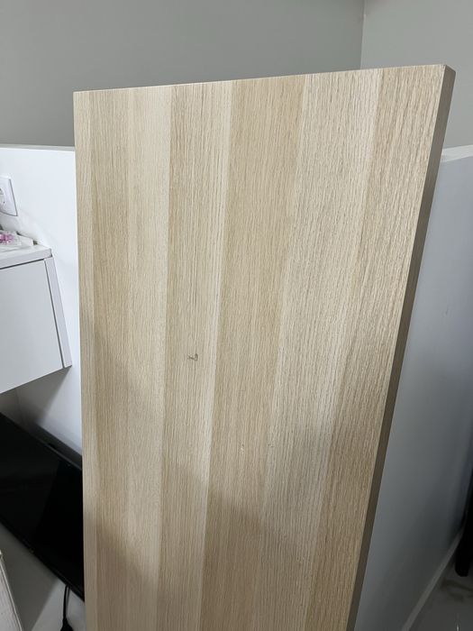 Tampo de secretária efeito carvalho + duas pernas ajustáveis como novo