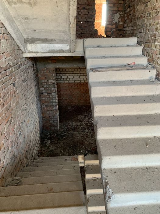 Продаж 5000 м2 житловий будинок Лисянка