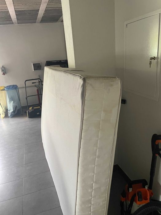 Oddam za 10 zł  materac Myrbacka Ikea.