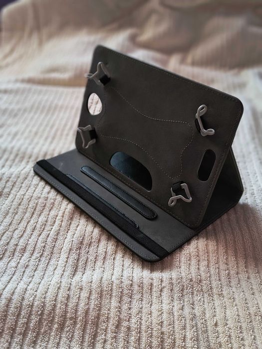 Etui na tablet 8 cali czarny, uniwersalny pokrowiec z gumkami