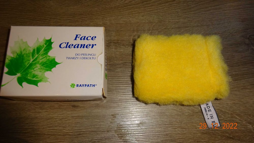 RAYPATH Face Cleaner - nowa rękawiczka do peelingu twarzy i dekoltu