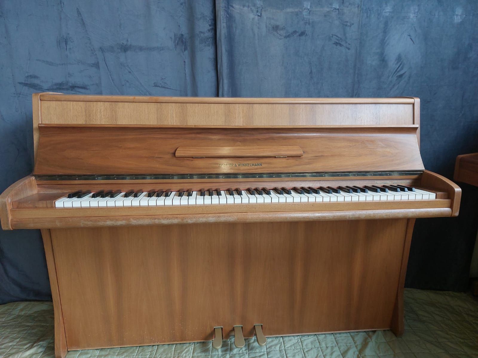 Pianino "Zeitter Winkelmann"