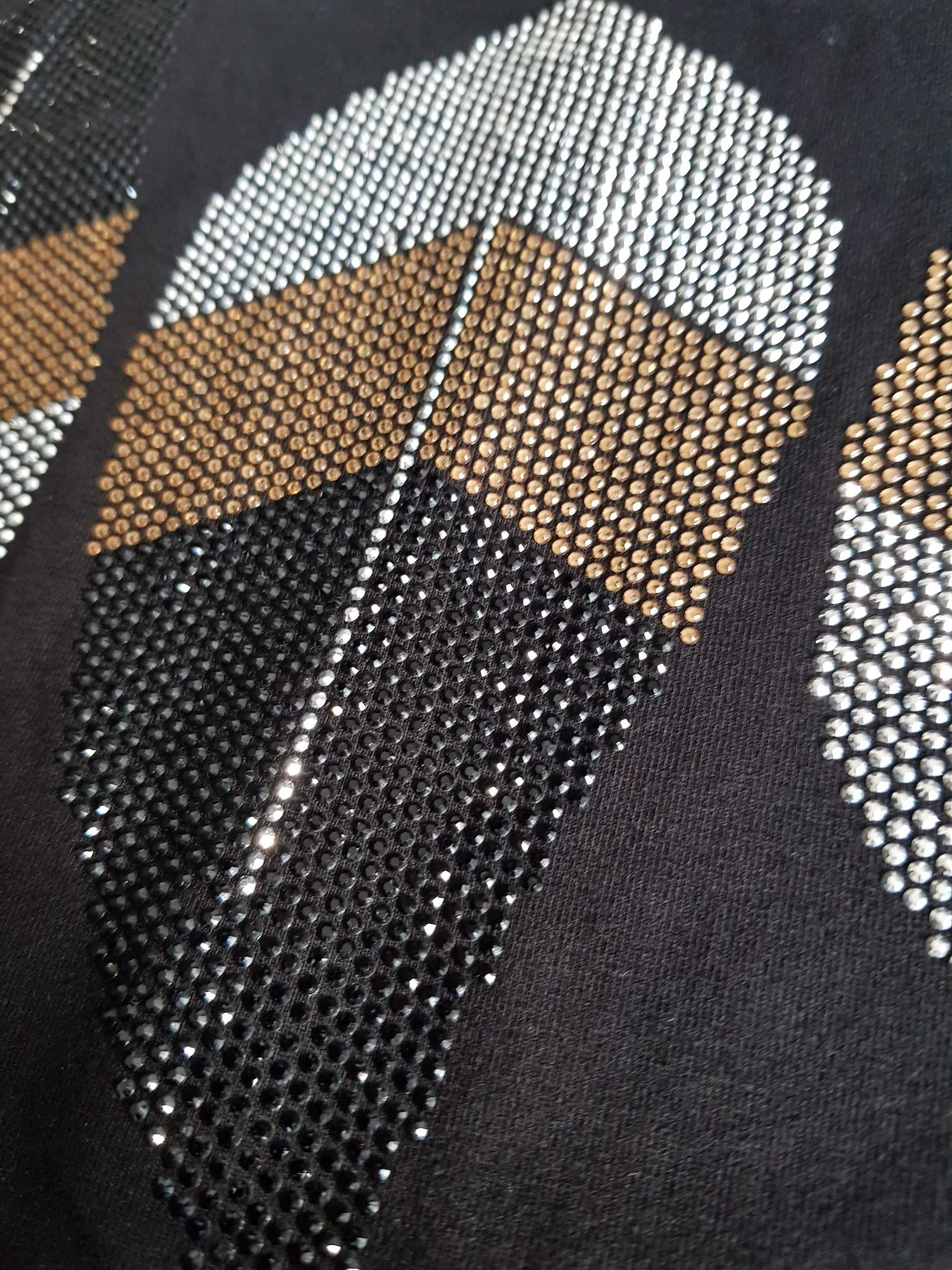 NOWA bluzka tunika oversize  z piękną aplikacją z dżetów cekinów