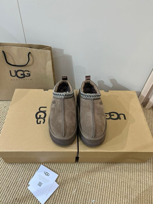 bytu ugg w 2 kolorach