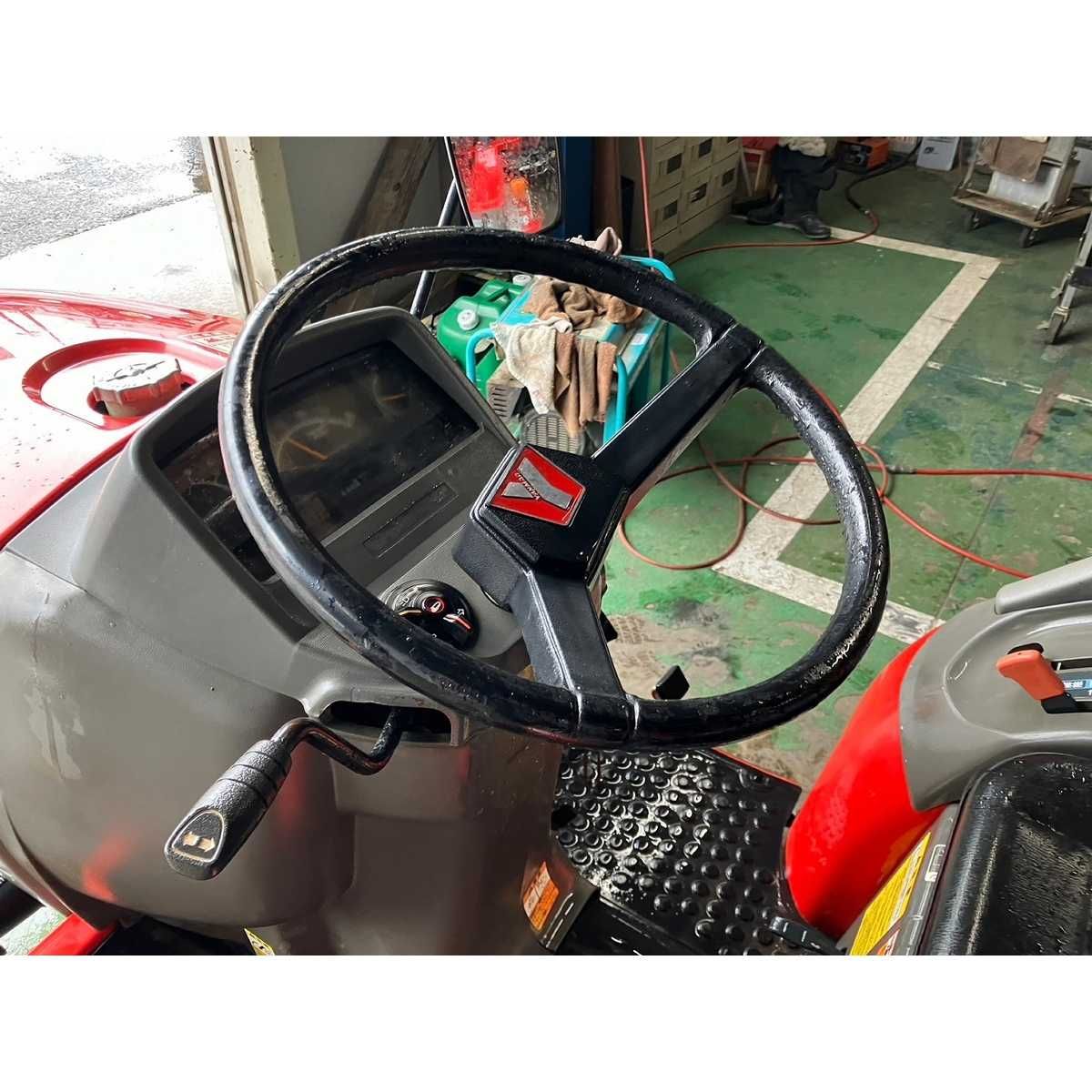 Traktor YANMAR AF17D - Kompaktowy Traktor 4x4
