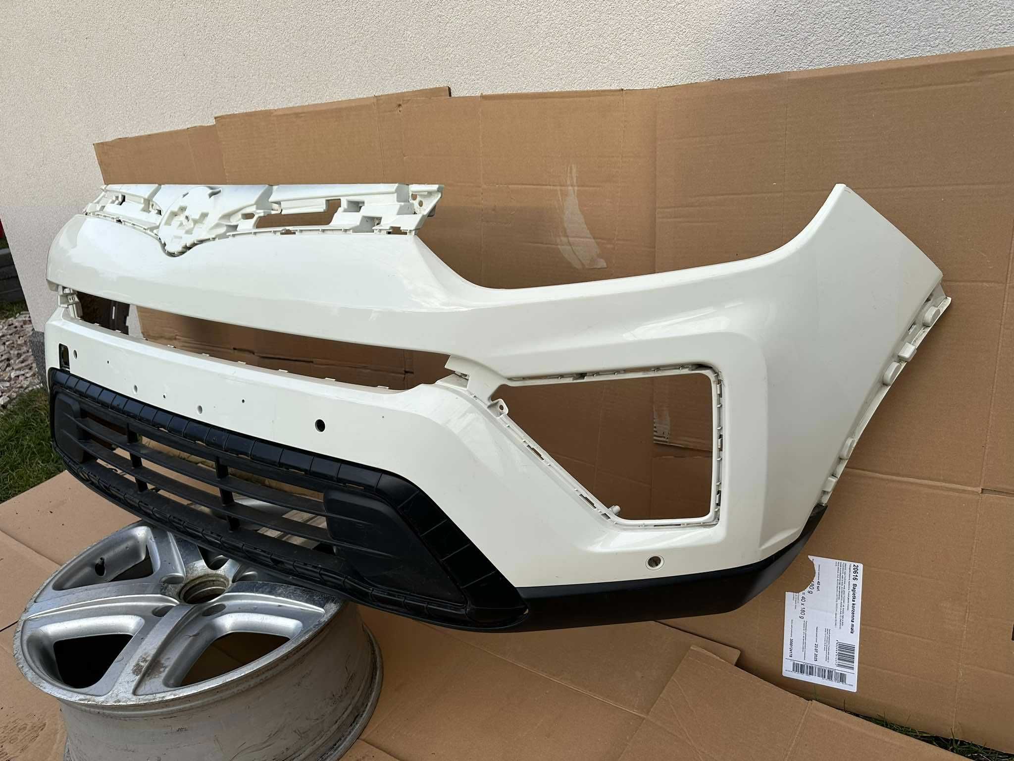 Ssangyong Tivoli lift zderzak przedni/przód