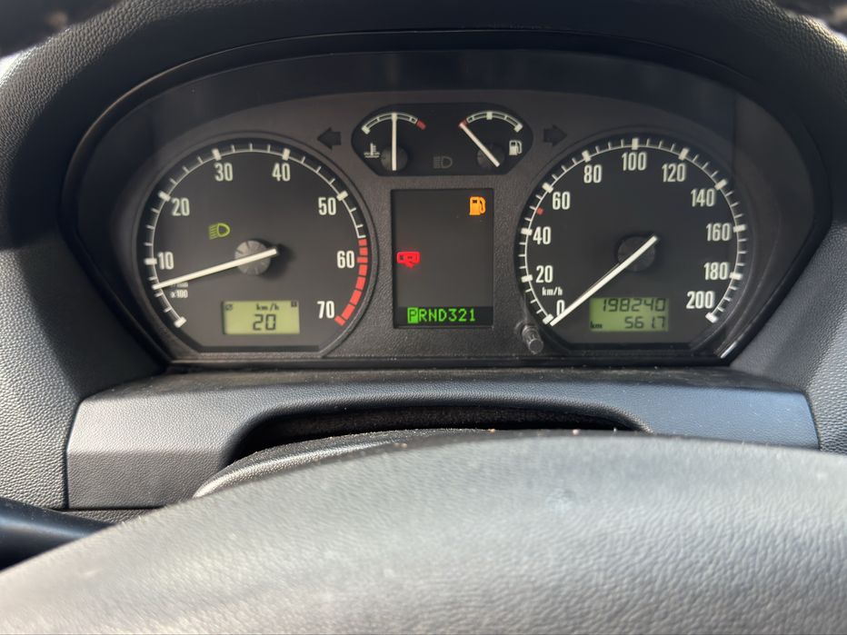 Шкода Фабія 2002 рік 1,4 газ бенз