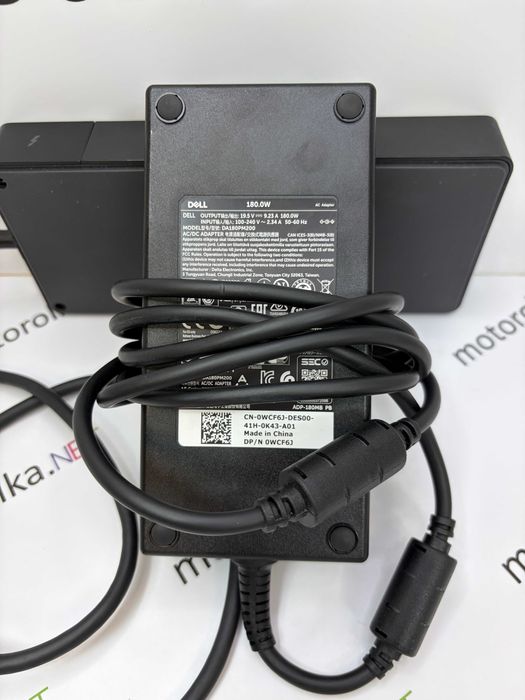 Док-станция Dell WD22TB4 Thunderbolt™ 4 + Dell 180W charger