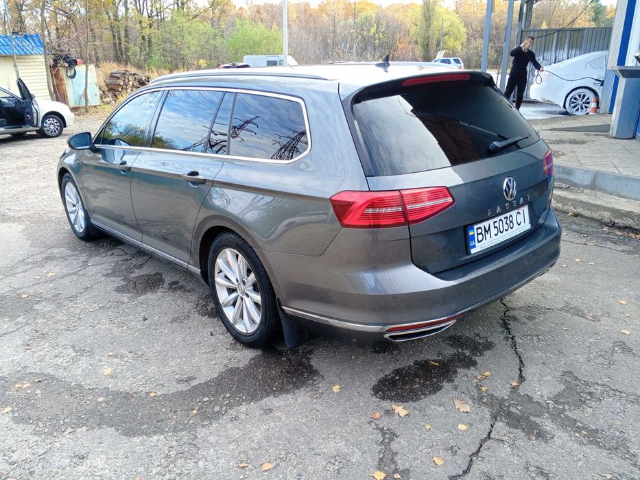 Фольксваген Пасат б 8.4х4.