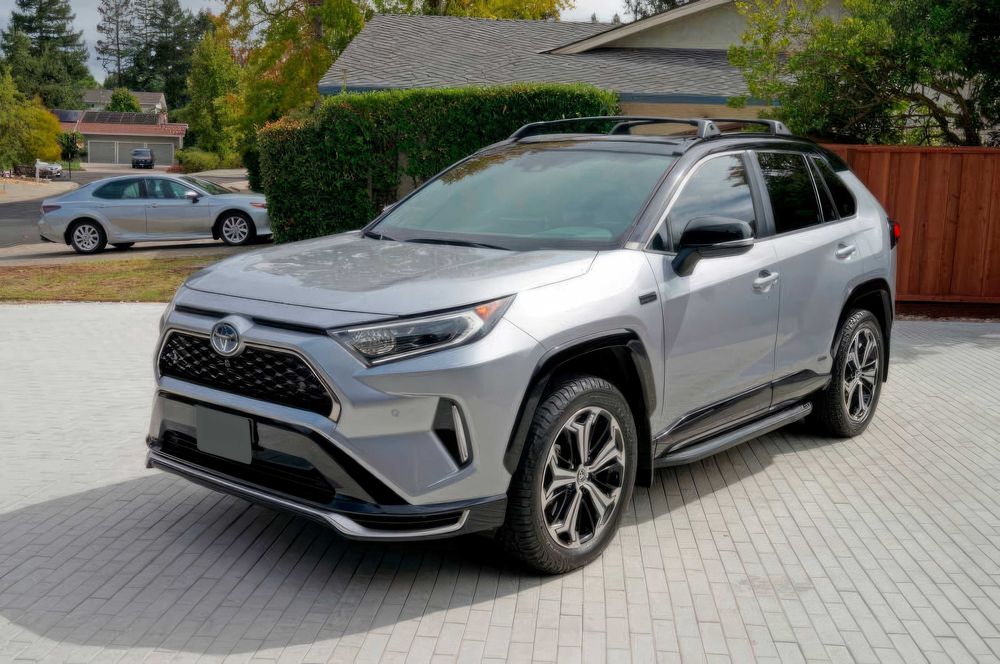 Toyota RAV4 Prime XSE      2021