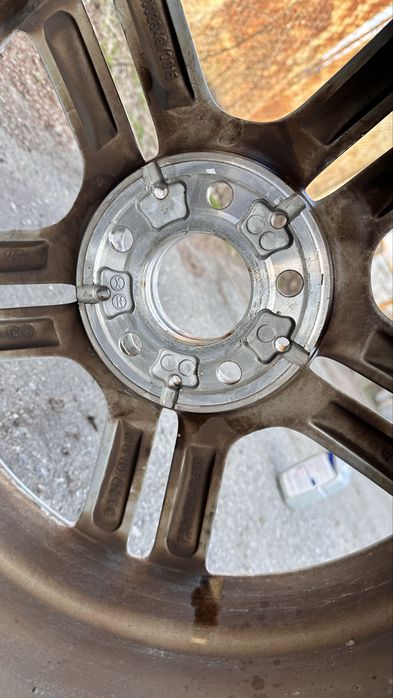 Диски Оригінальні Mercedes GLA, GLB, 247 R18