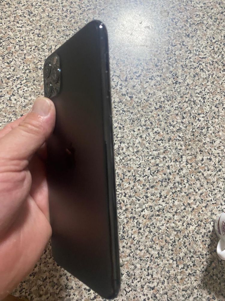 Iphone 11 pro max 64 GB