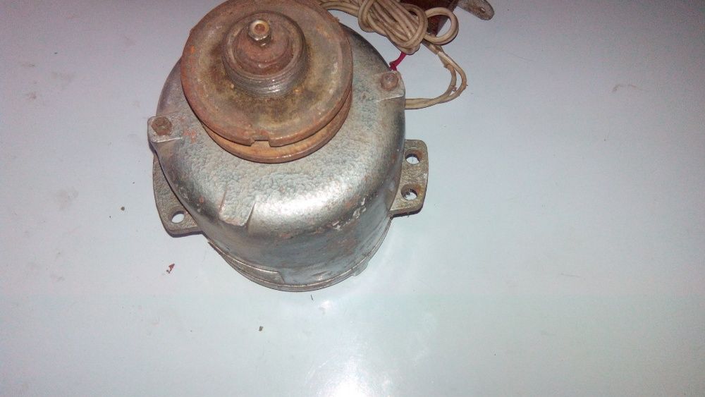 Электродвигатель