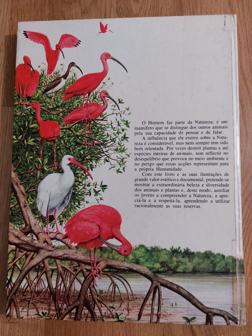 Livro Animais e Plantas de todo o Mundo