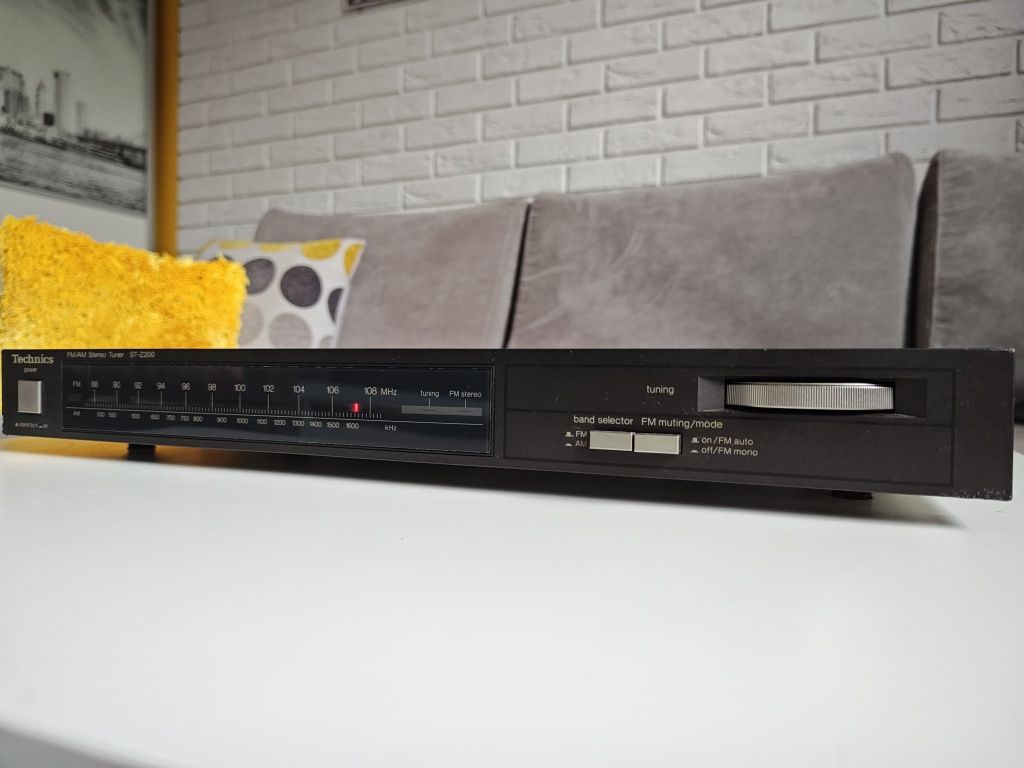 Tuner stereo Technics ST-Z200 AM/FM Hi Fi.