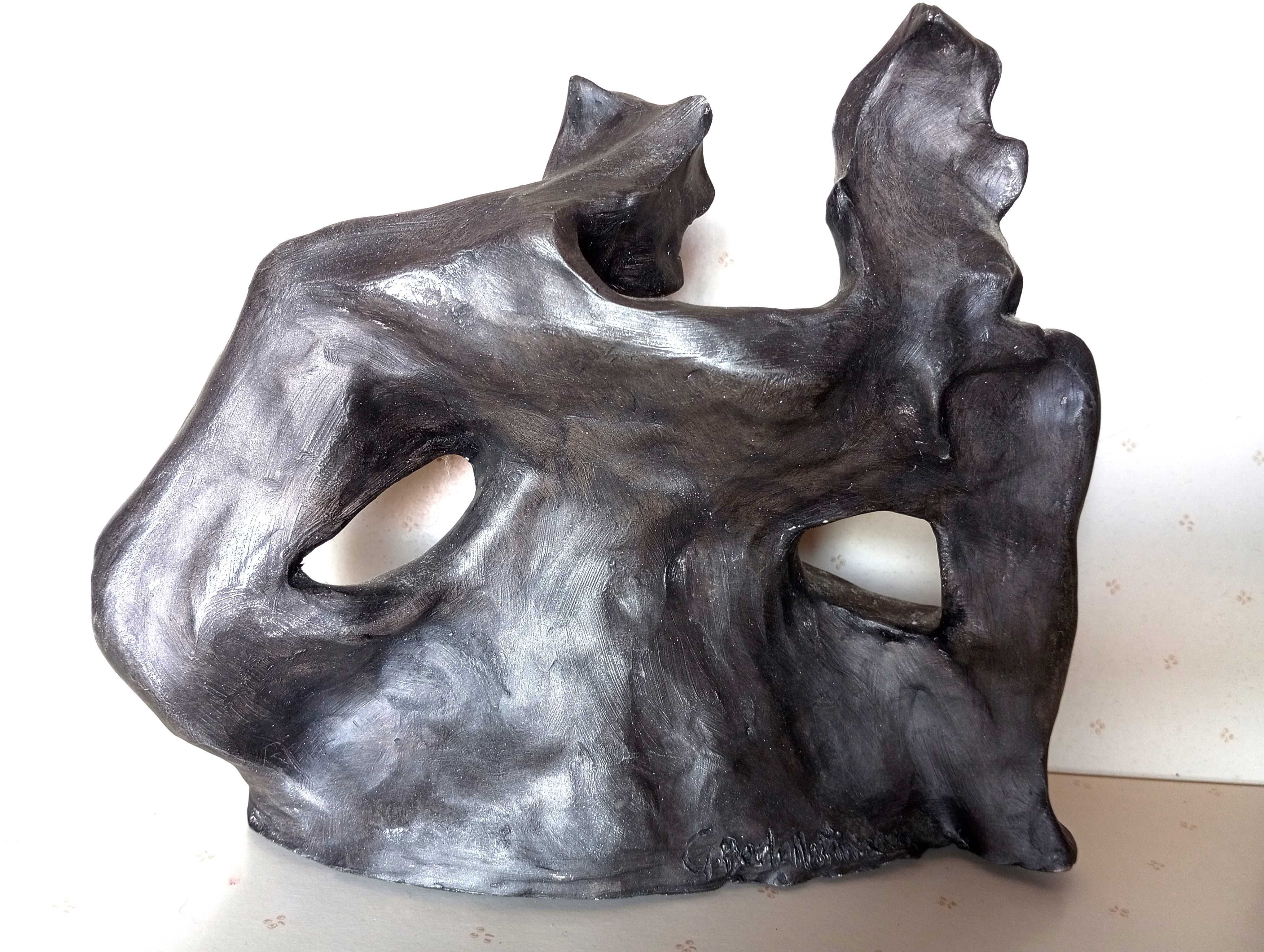Estatueta de G. Bordallo Pinheiro