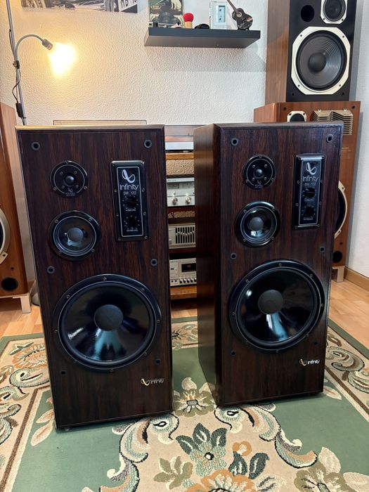 Colunas Infinity SM 122