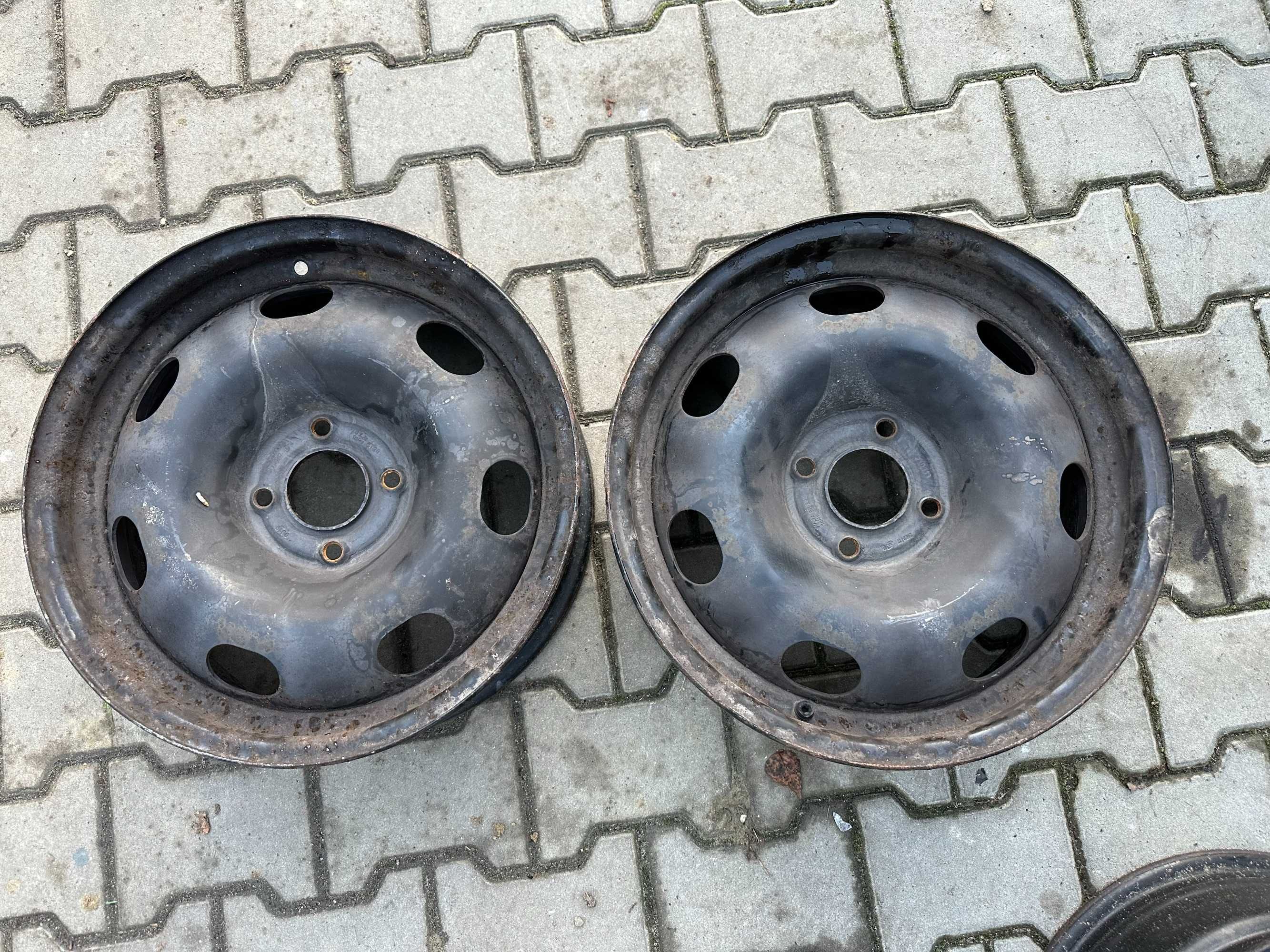4x108 6,5j x 16" et26 Peugeot Citroen felga stalowa