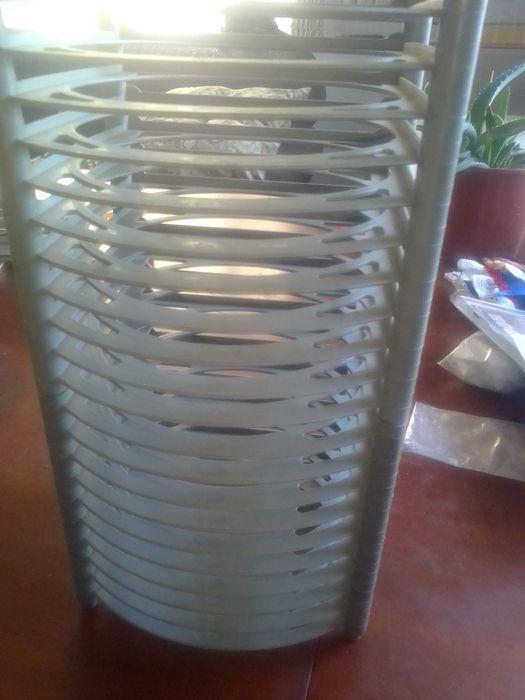 Подставка на 20 дисков