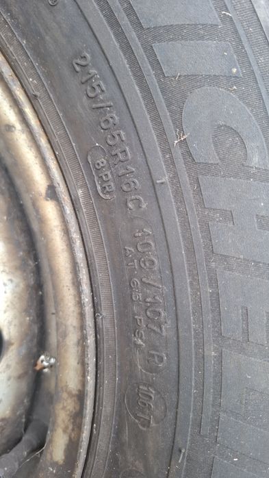 215/65R16C Michelin Koło T5