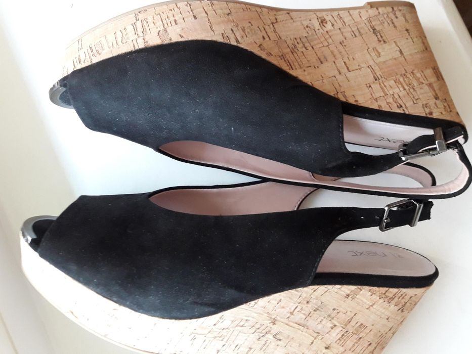 Босоніжки великий розмір