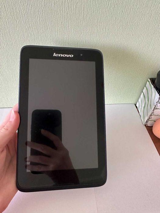 LENOVO TAB A7 (з невеликим дефектом)