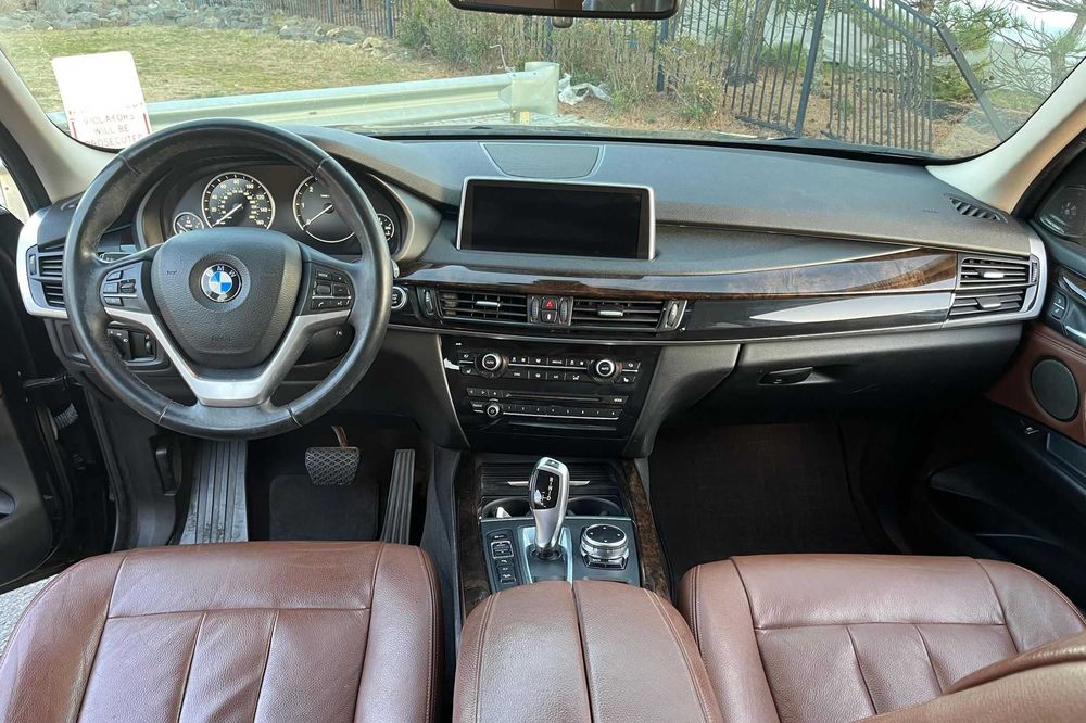 BMW X5 xDrive35d 2016 року