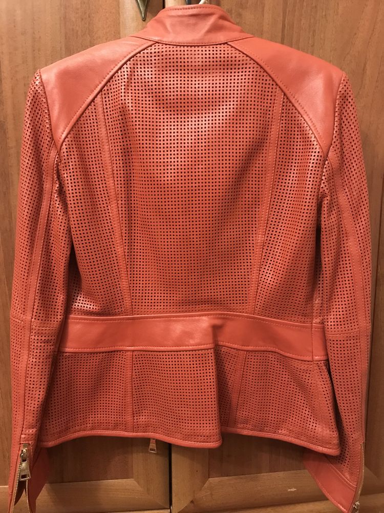 Фирменная кожаная куртка Luisa Spagnoli, Италия