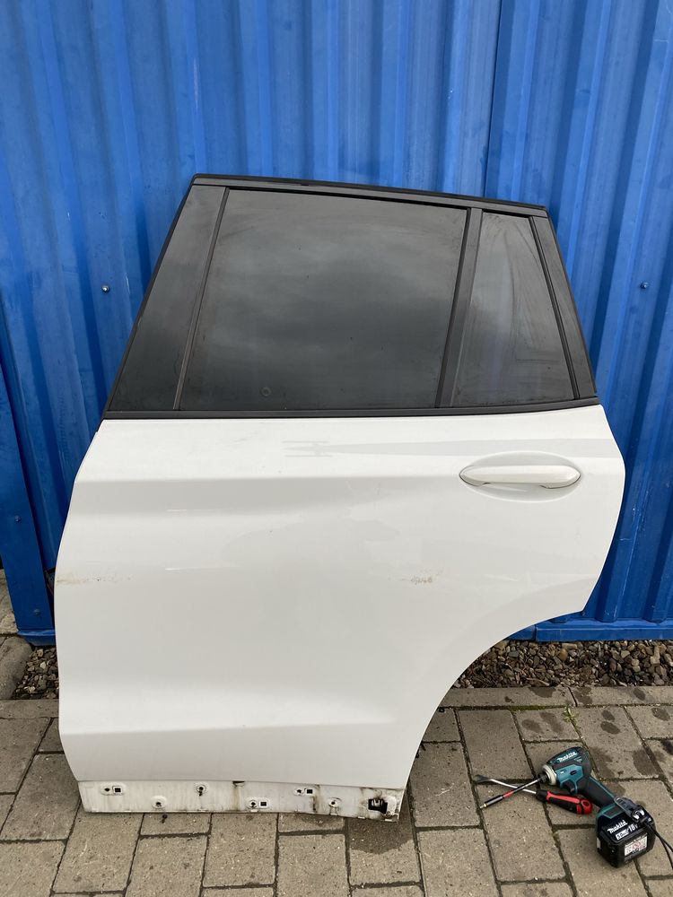 Двери передня задняя л/п BMW X3 G01 рестайл