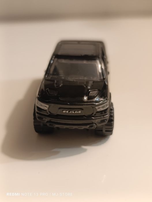Hot Wheels rysorak Ram 1500