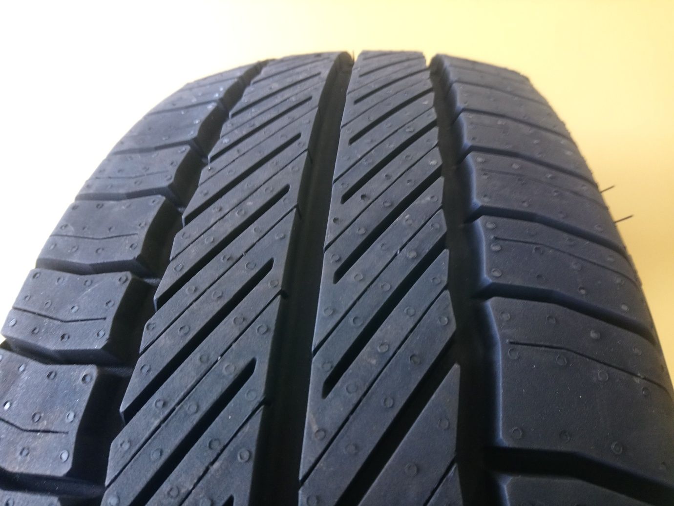 Opony NOWE letnie RIKEN CARGOSPEED 225/65R16C