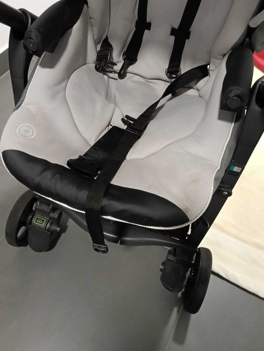 Carrinho e berço bebe