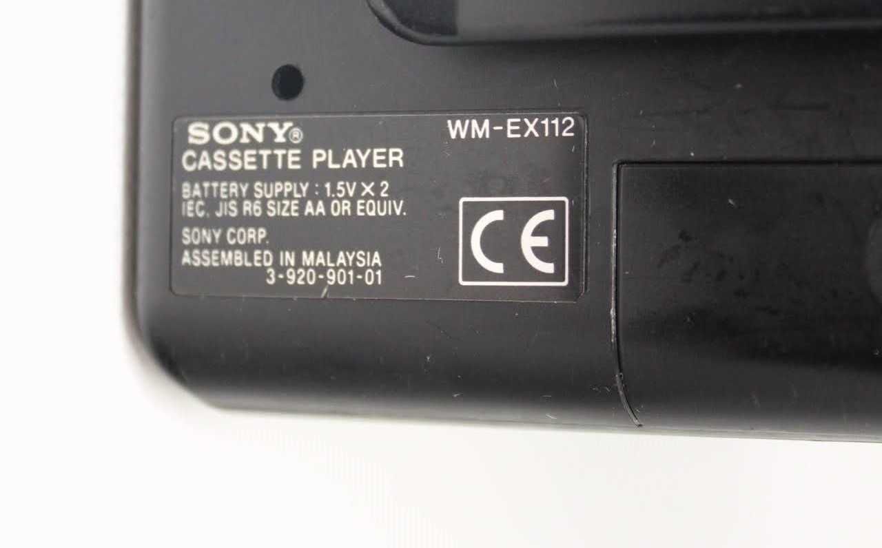 Passado Musical: Sony Walkman Clássico de Cassete à Venda!