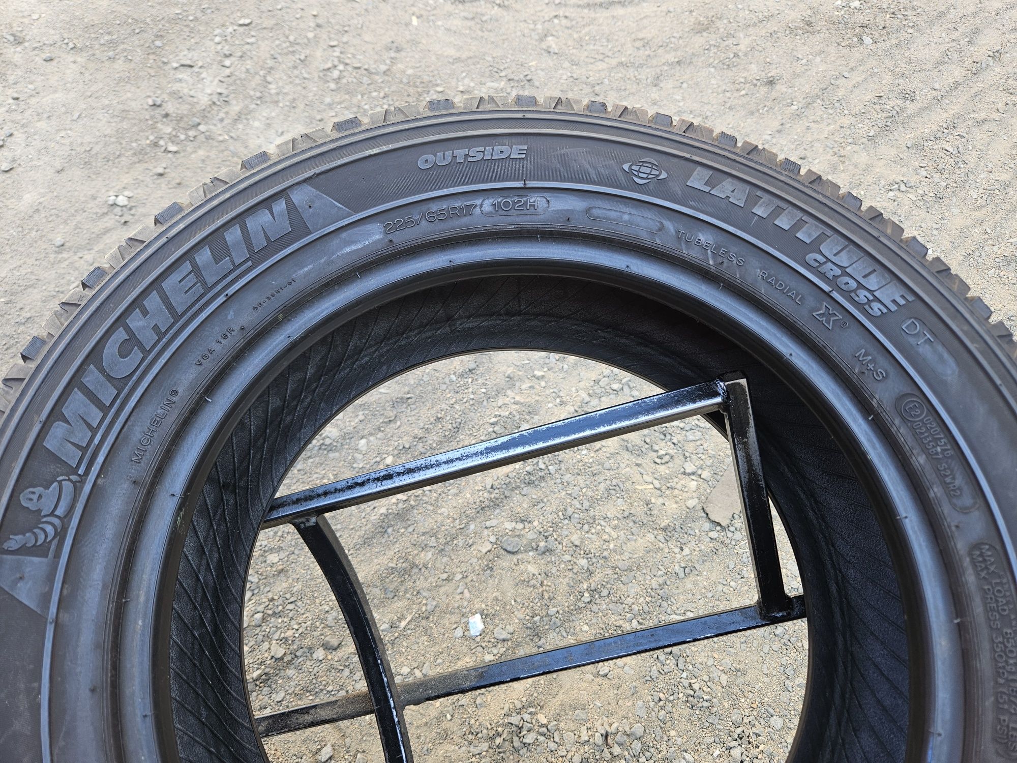 Шины БУ 225 65 R 17 Michelin latitude cross комплект лето