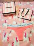 Majtki Victoria’s secret stringi różowe koralowe nowe z metka m